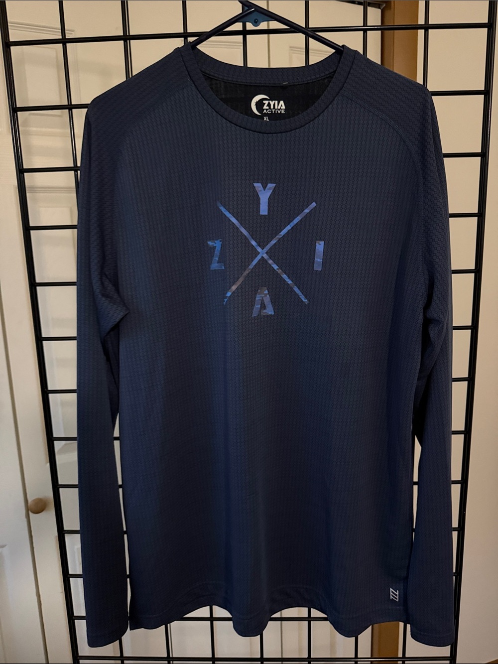 ZYIA Men's Long Sleeve Performance Tee in Navy with Logo